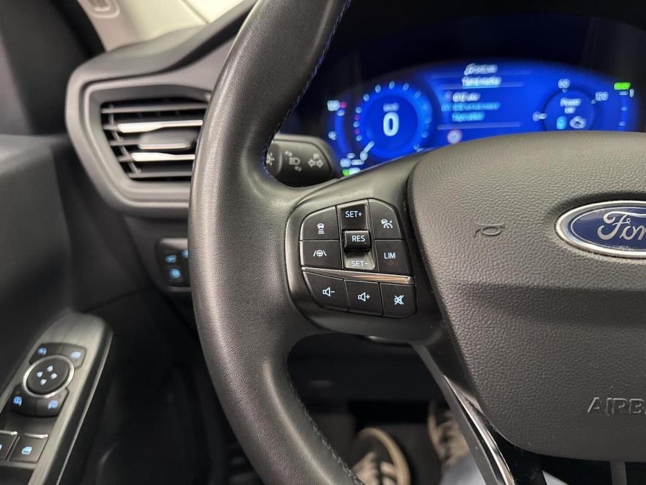 FORD Kuga 2022