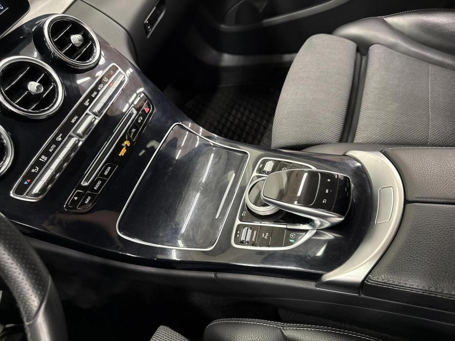 MERCEDES-BENZ C 2017