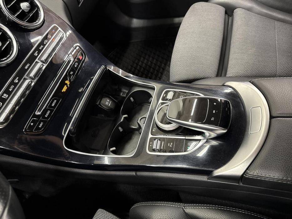 MERCEDES-BENZ C 2017