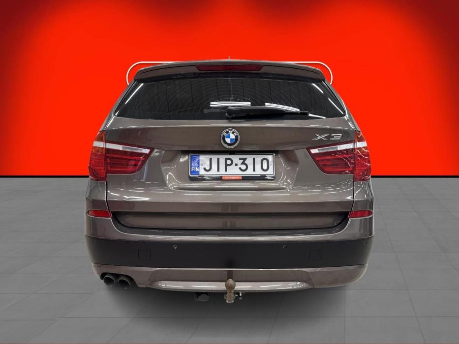 BMW X3 2011