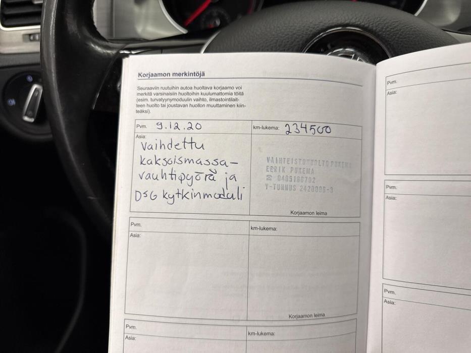 VOLKSWAGEN Golf 2013