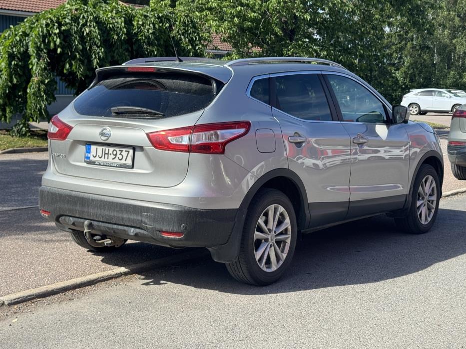 NISSAN Qashqai 2014