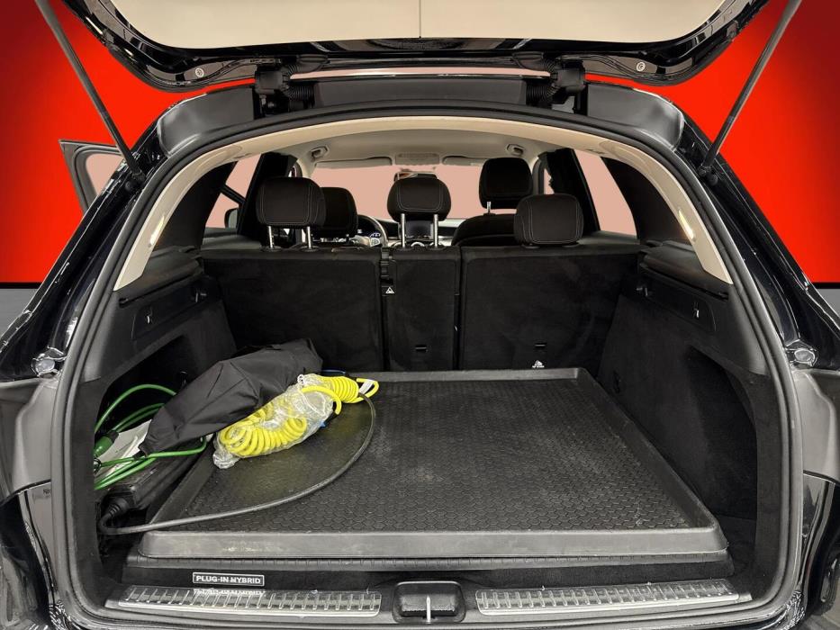 MERCEDES-BENZ GLC 2018