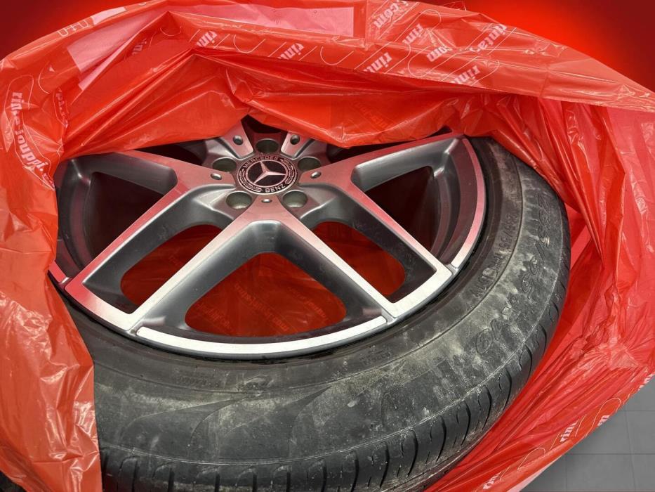 MERCEDES-BENZ GLC 2018