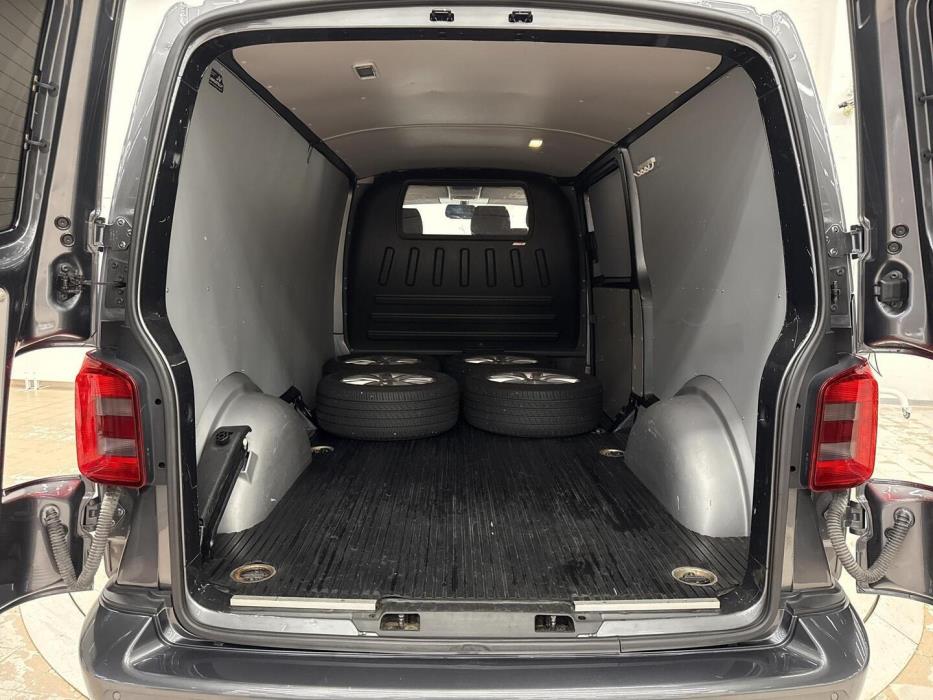 VOLKSWAGEN Transporter 2018