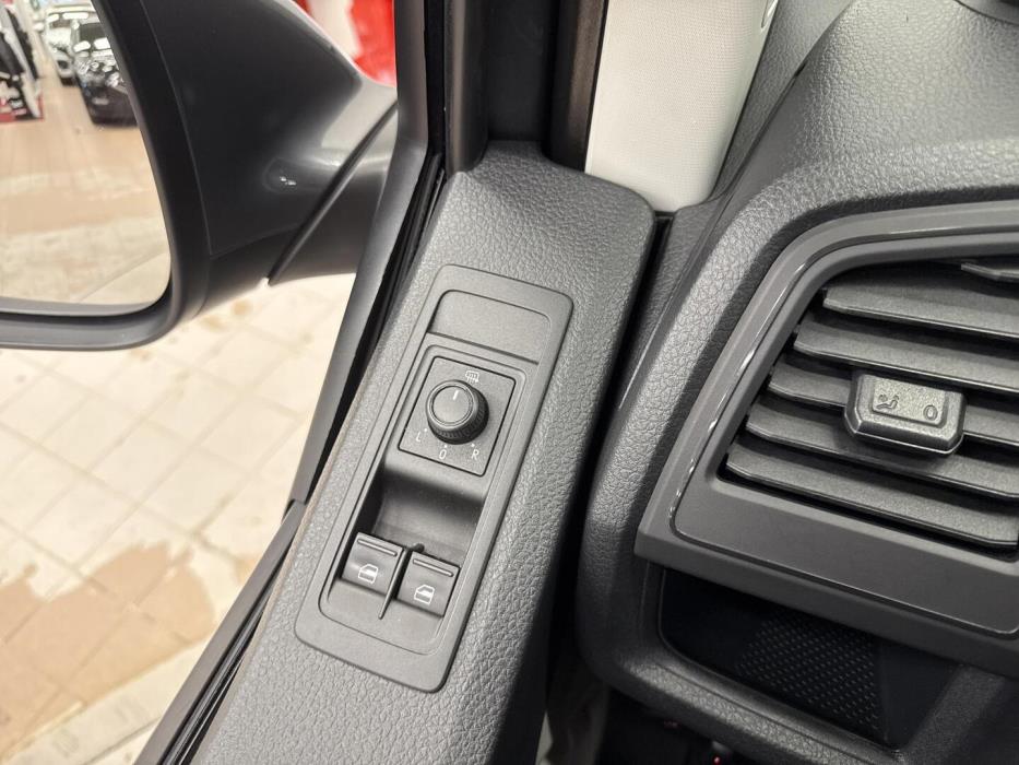 VOLKSWAGEN Transporter 2018