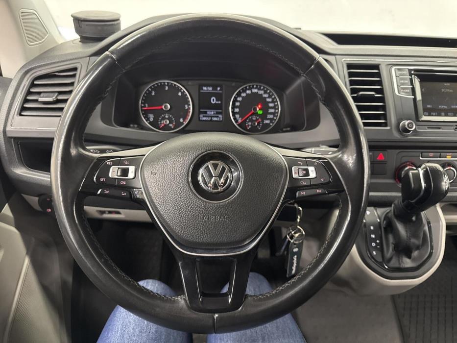VOLKSWAGEN Transporter 2018