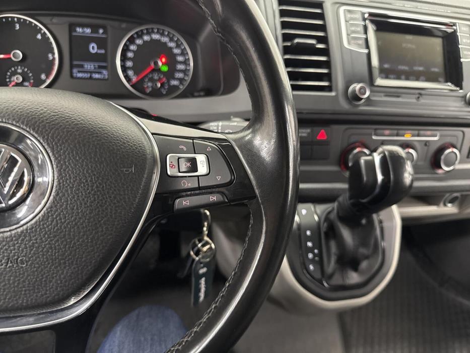 VOLKSWAGEN Transporter 2018