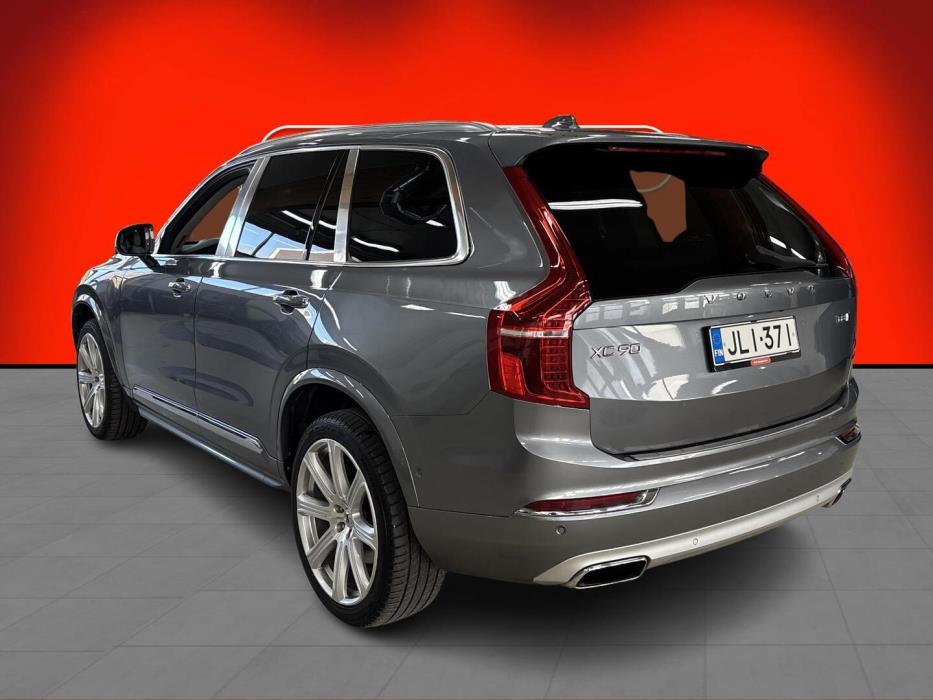 VOLVO XC90 2017