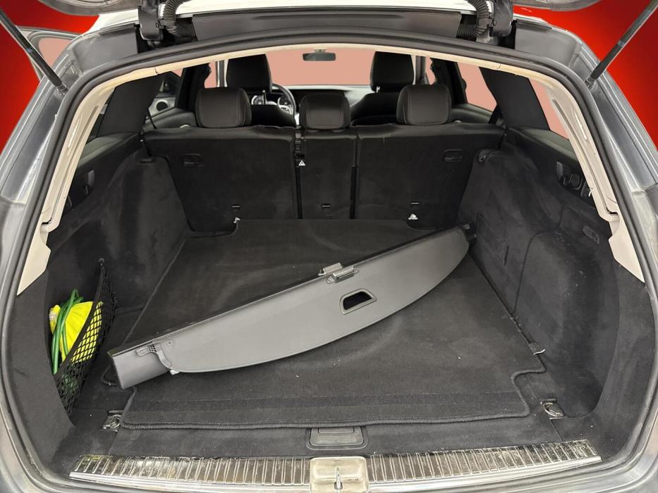 MERCEDES-BENZ E 2019