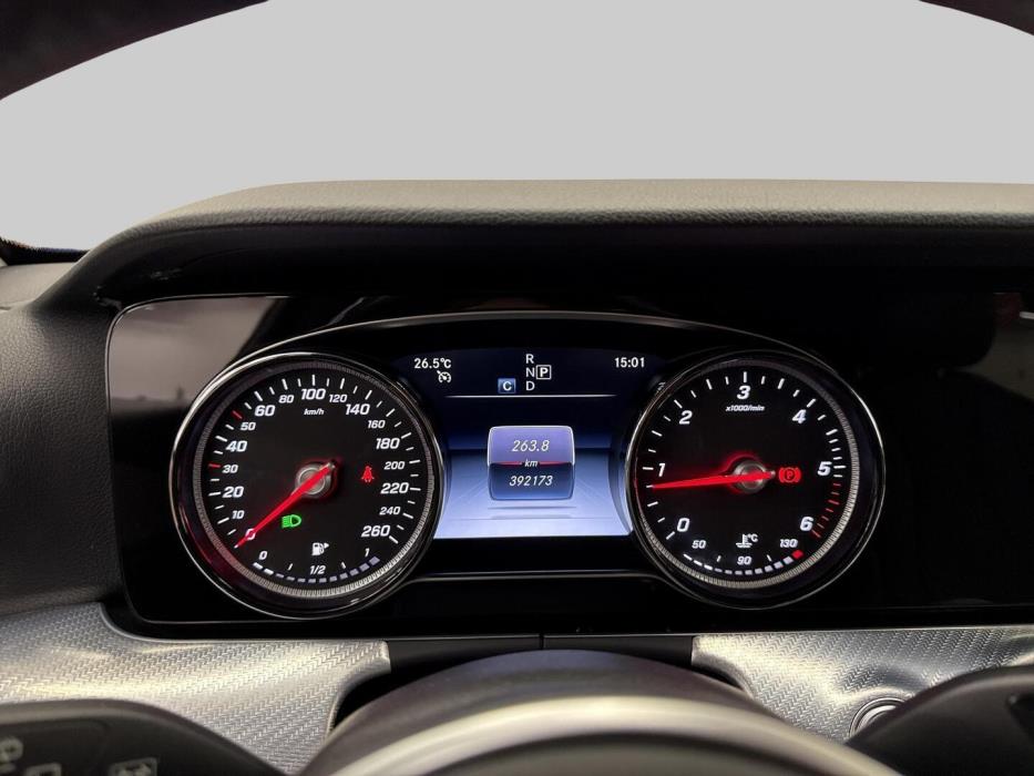 MERCEDES-BENZ E 2019