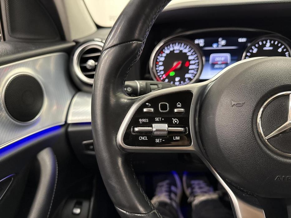 MERCEDES-BENZ E 2019
