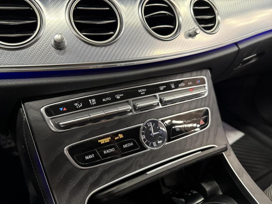 MERCEDES-BENZ E 2019