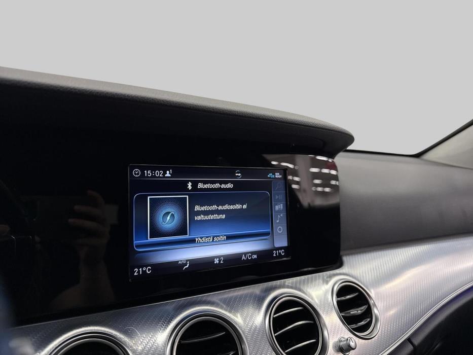 MERCEDES-BENZ E 2019