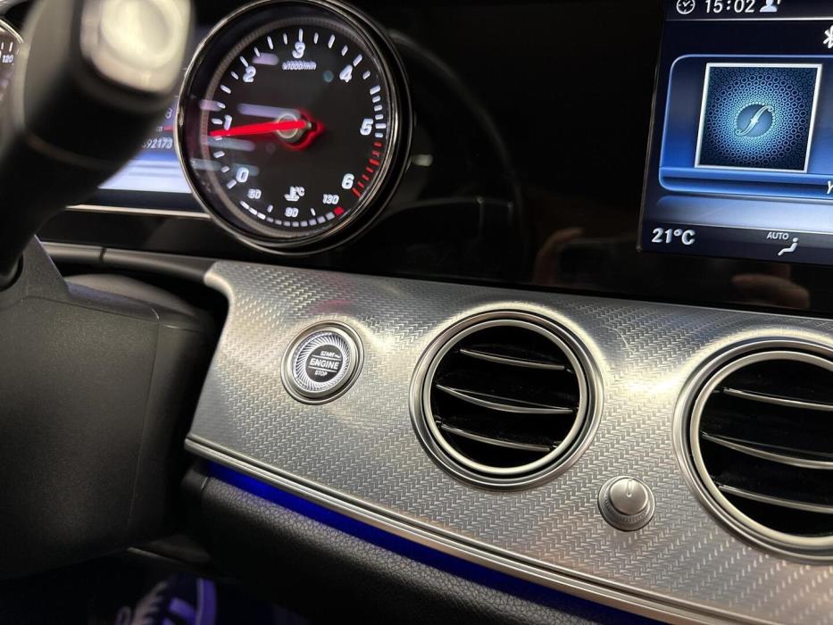 MERCEDES-BENZ E 2019