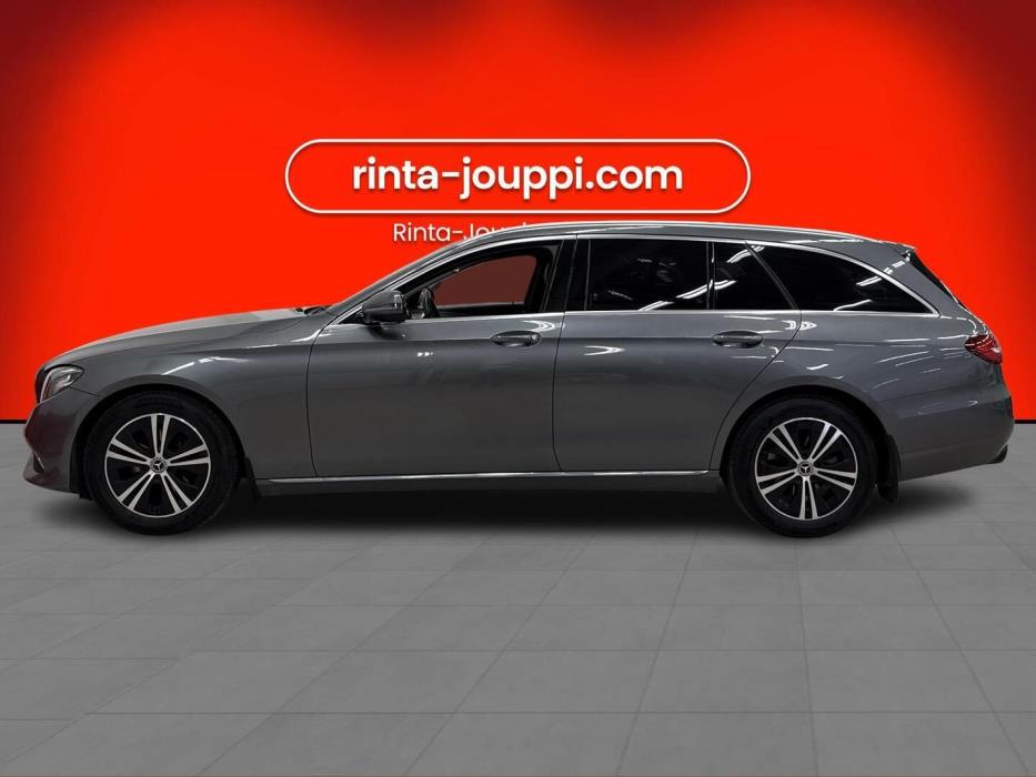 MERCEDES-BENZ E 2019