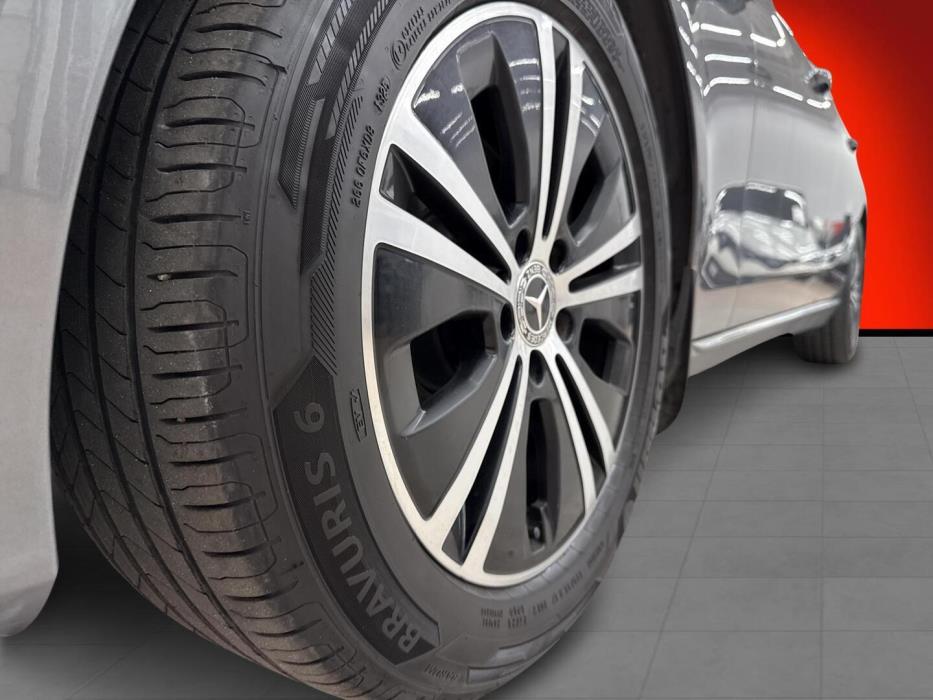 MERCEDES-BENZ E 2019