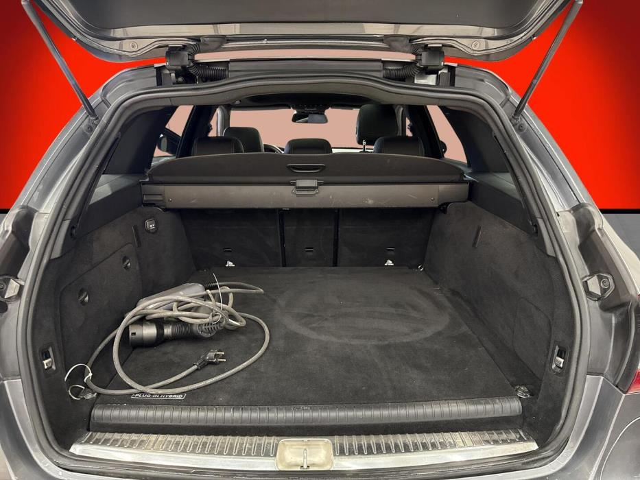 MERCEDES-BENZ C 2018