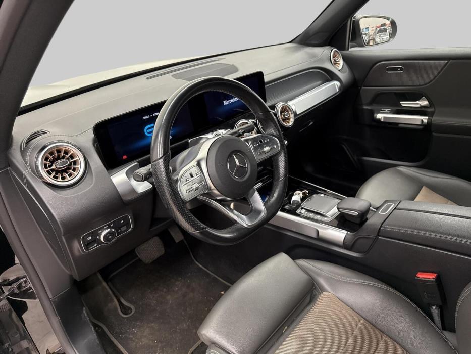 MERCEDES-BENZ EQB 2022