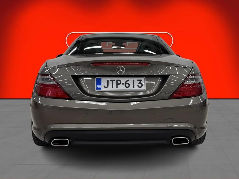 MERCEDES-BENZ SLK 2011