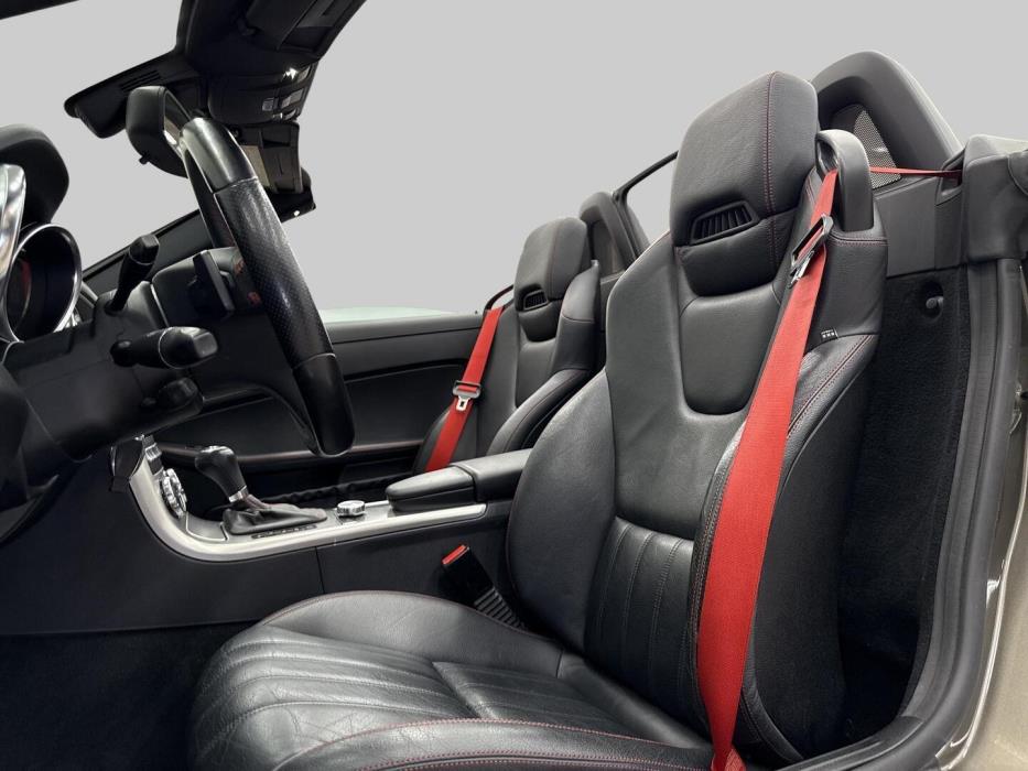 MERCEDES-BENZ SLK 2011