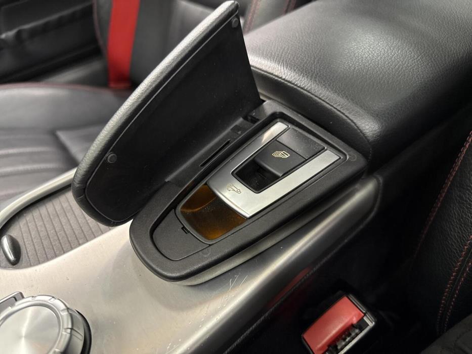 MERCEDES-BENZ SLK 2011
