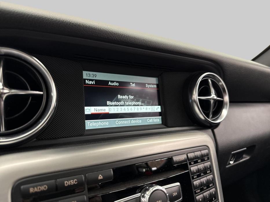 MERCEDES-BENZ SLK 2011