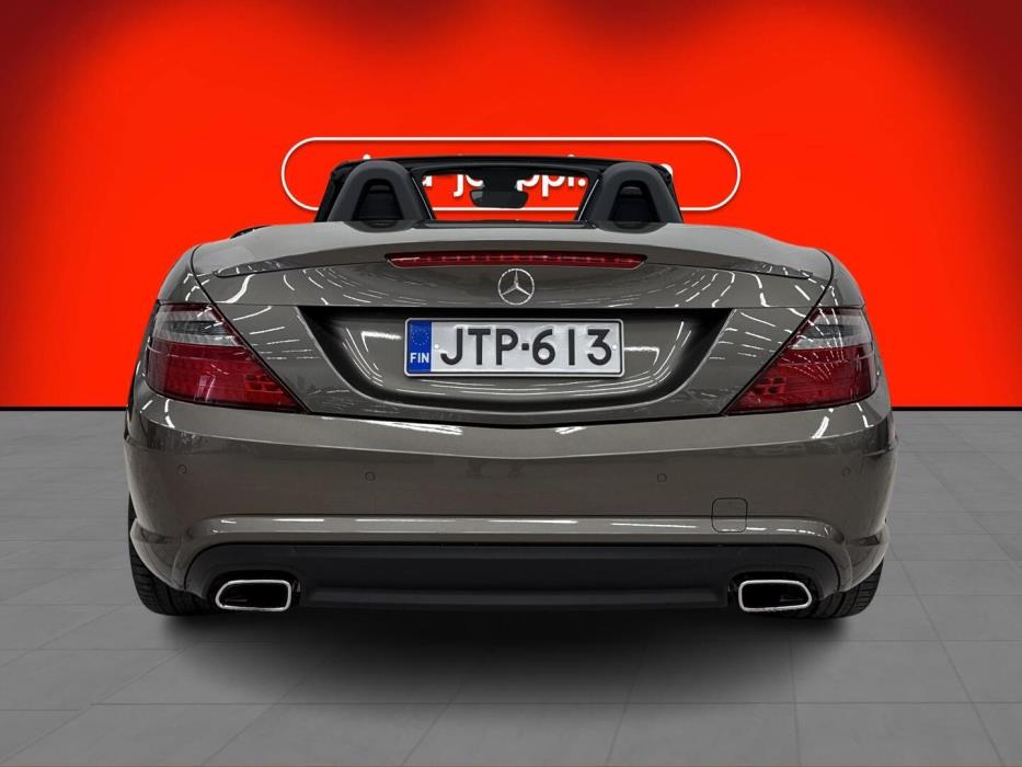 MERCEDES-BENZ SLK 2011