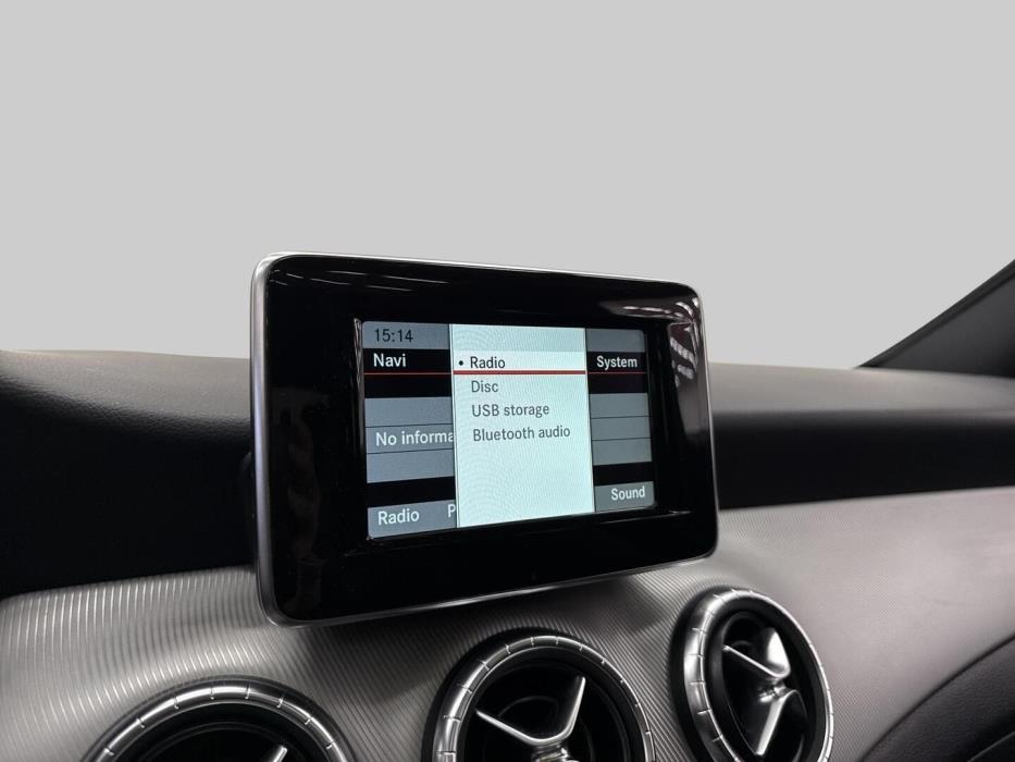 MERCEDES-BENZ CLA 2015