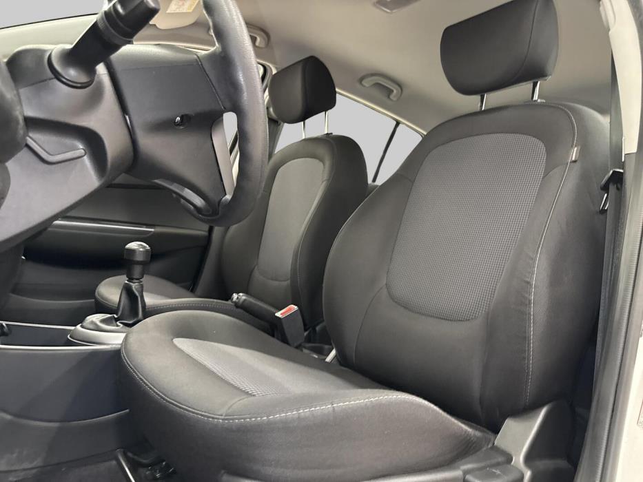 HYUNDAI i20 5d 2014