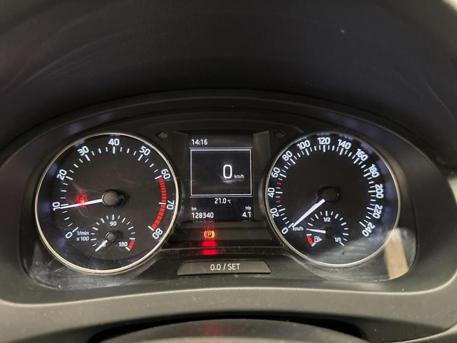 SKODA Rapid 2016