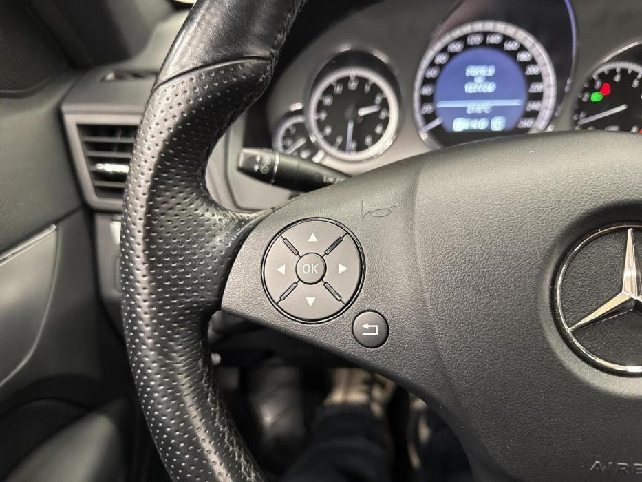 MERCEDES-BENZ E 2010