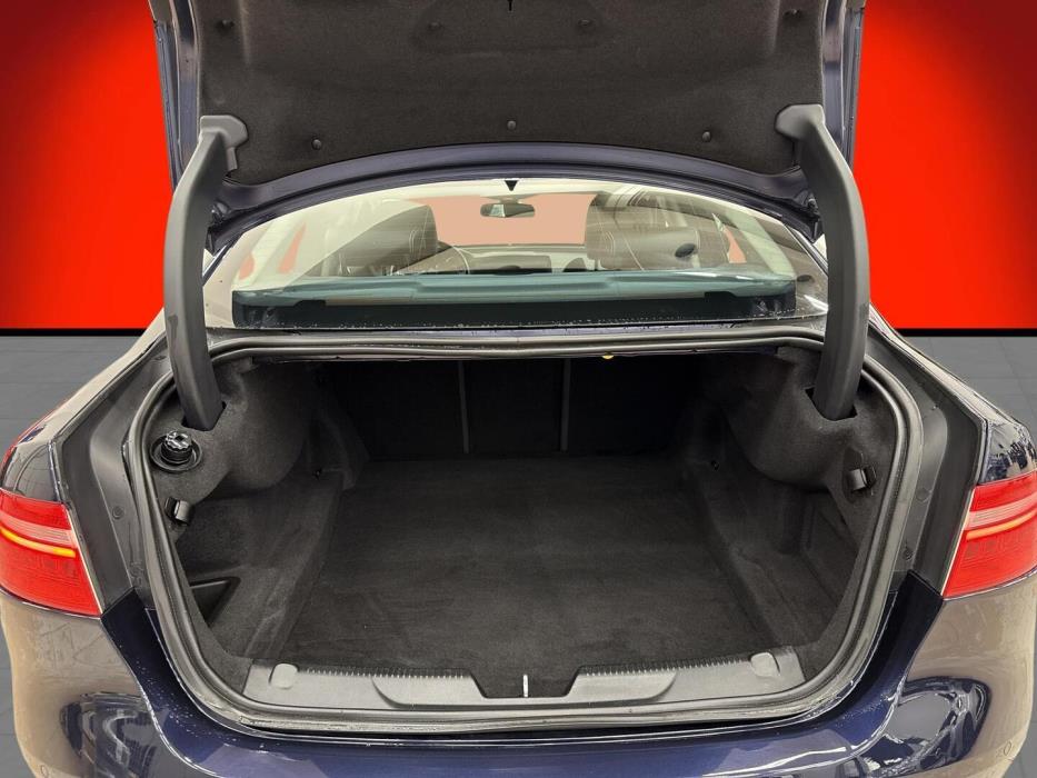JAGUAR XE 2016