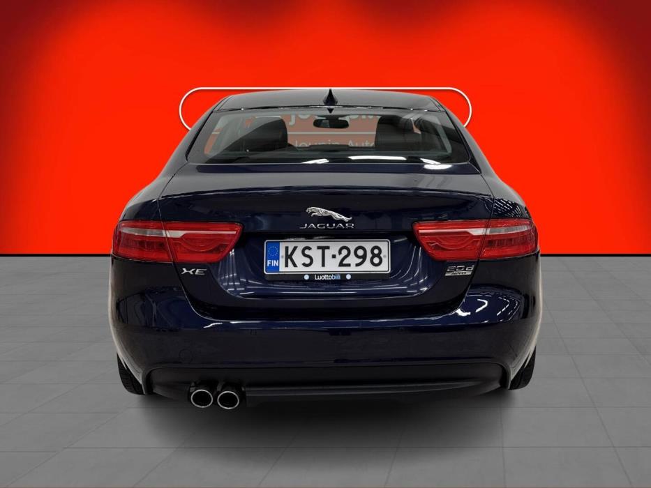 JAGUAR XE 2016