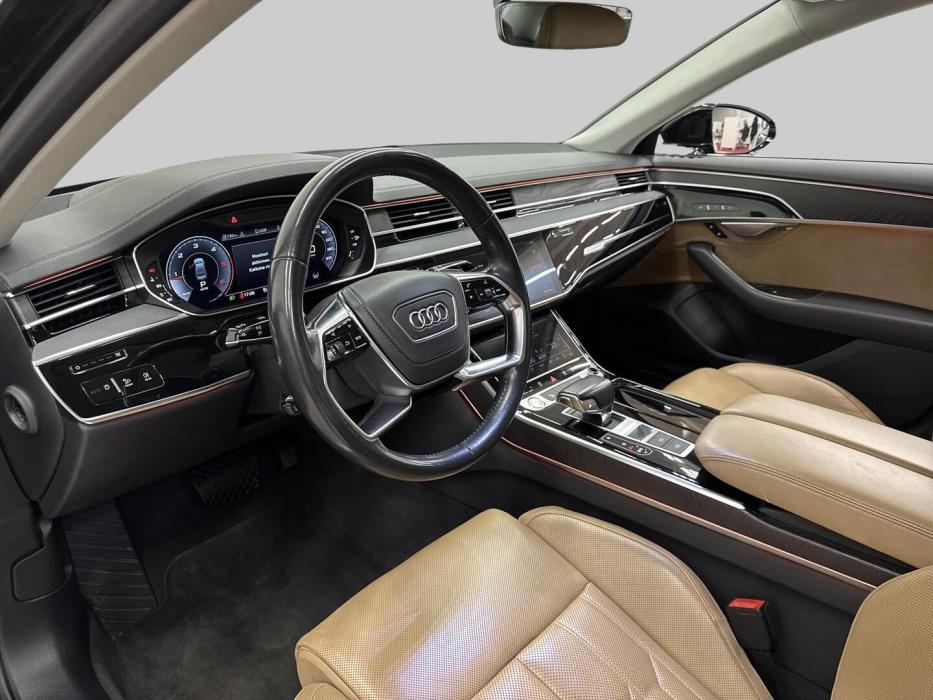 AUDI A8 2018