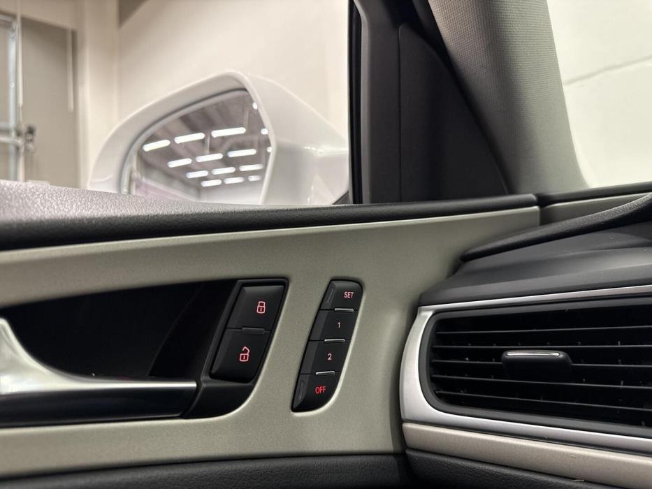AUDI A6 allroad quattro 2015
