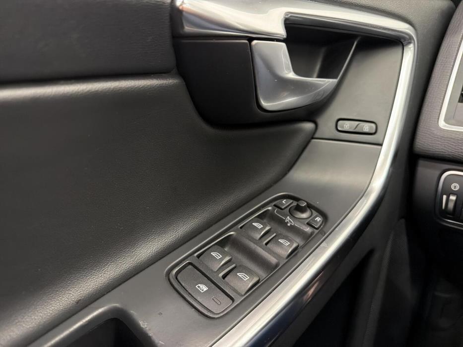 VOLVO XC60 2013