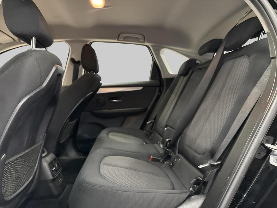 BMW 225 2019