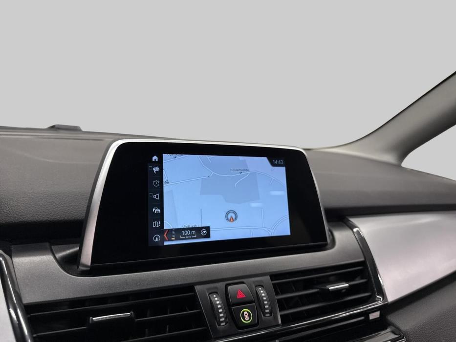 BMW 225 2019