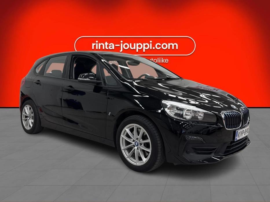 BMW 225 2019