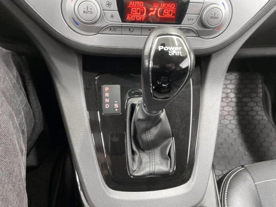 FORD Kuga 2012