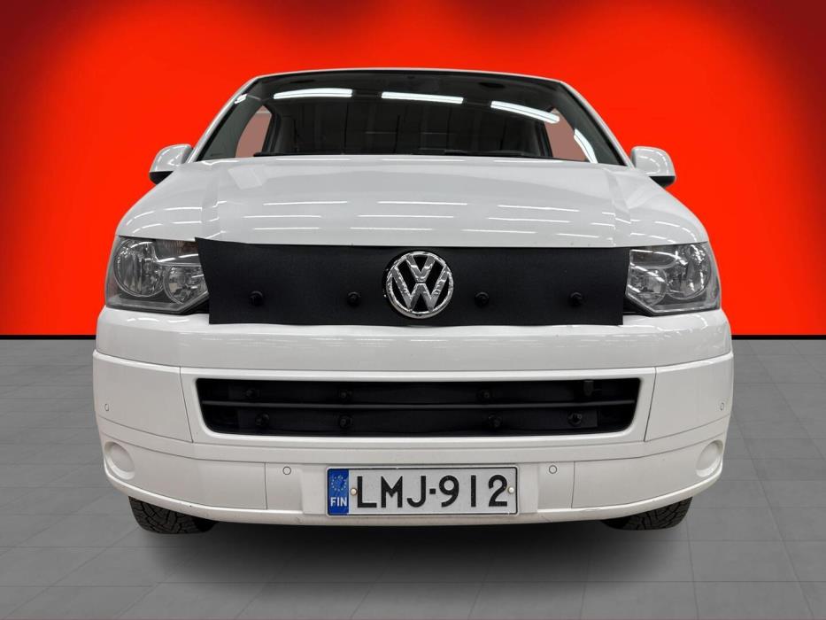 VOLKSWAGEN Caravelle 2013