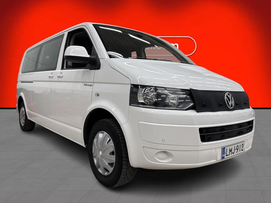 VOLKSWAGEN Caravelle 2013