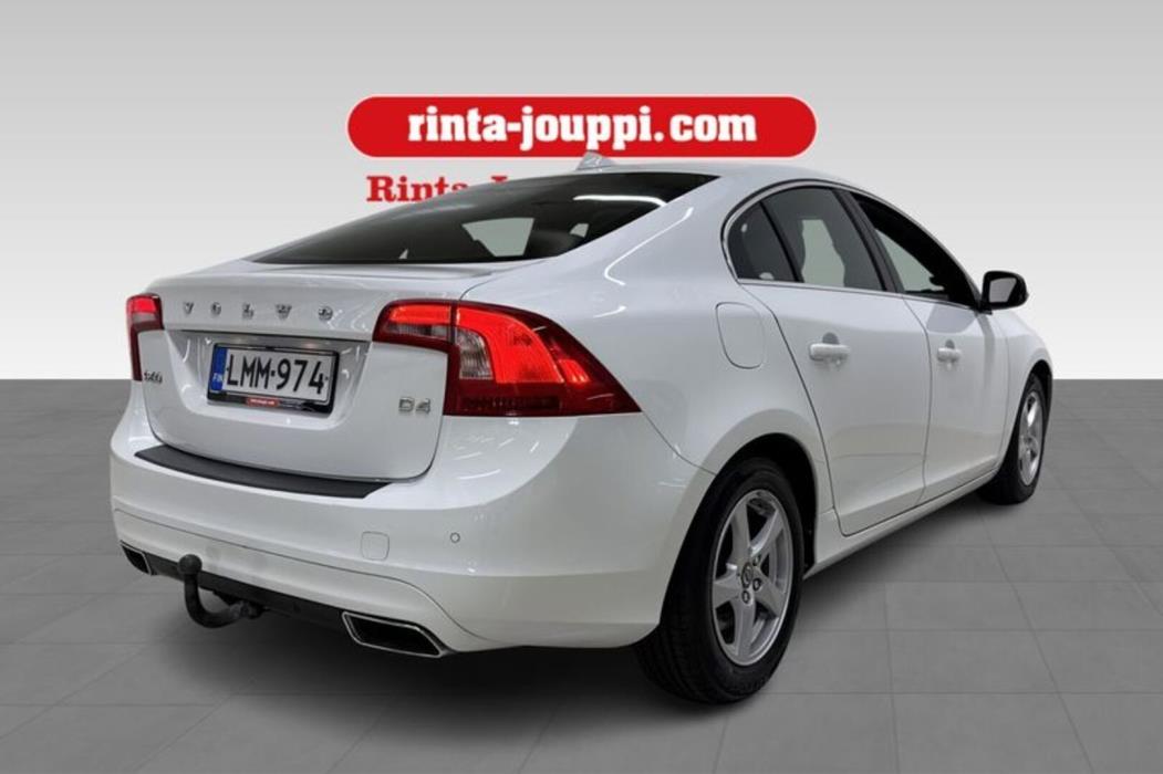 VOLVO S60 2015