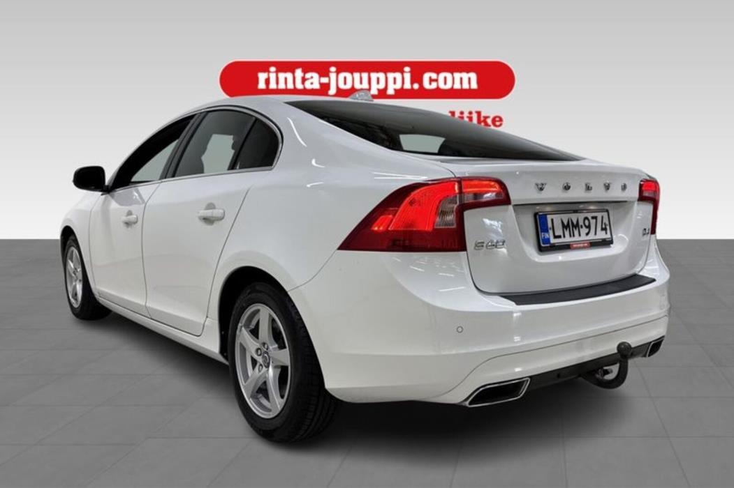 VOLVO S60 2015