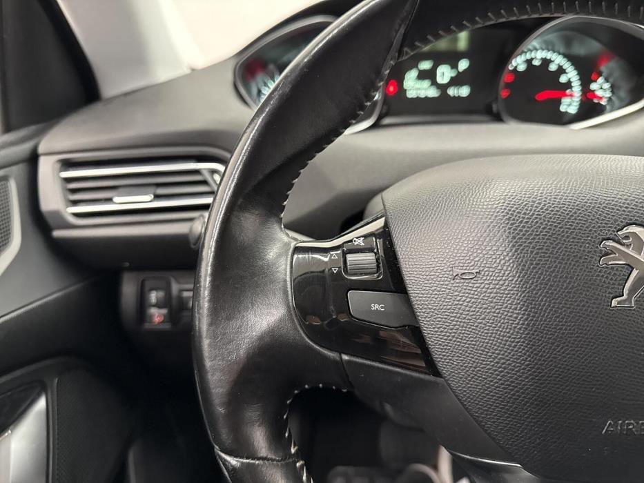 PEUGEOT 308 2016