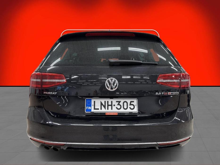 VOLKSWAGEN Passat 2016