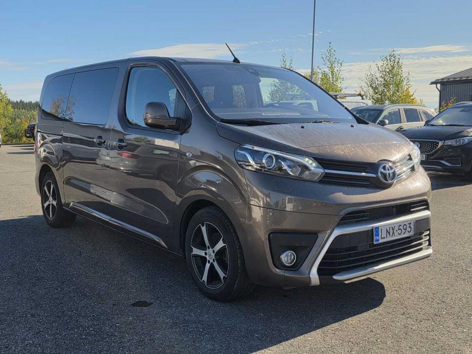 TOYOTA Proace Verso 2017