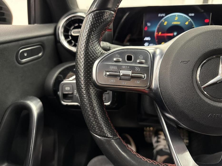 MERCEDES-BENZ A 2018