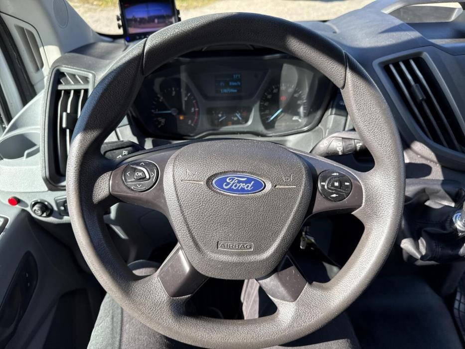 FORD TRANSIT 2018